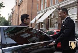 London’s Charmed Rides: Luxury Chauffeur Service Unveiled